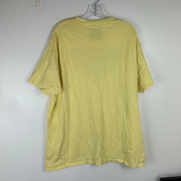Columbia PFG Mens T-Shirt Size XXL Yellow Short Sleeve Fish USA Flag Top - Picture 5 of 5